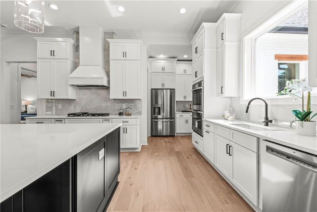 1701 Osprey Poynte, Greensboro, GA 30642