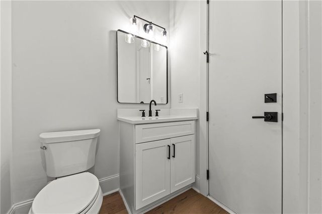 1701 Osprey Poynte, Greensboro, GA 30642