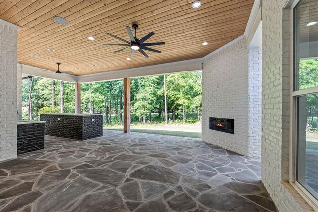 1701 Osprey Poynte, Greensboro, GA 30642