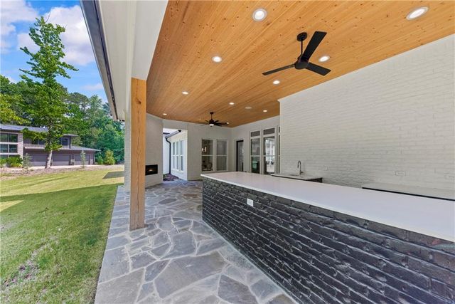 1701 Osprey Poynte, Greensboro, GA 30642