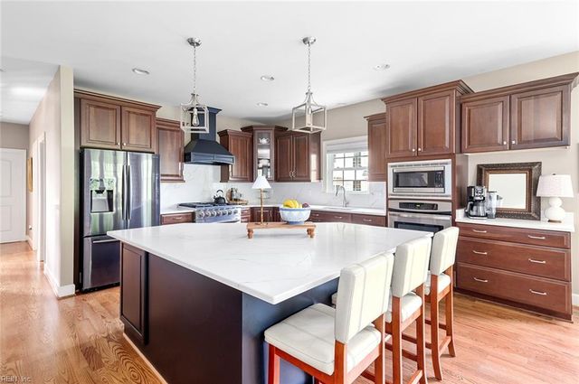 107 Colonial WAY, Carrollton, VA 23314