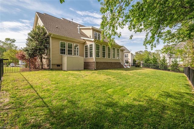 107 Colonial WAY, Carrollton, VA 23314