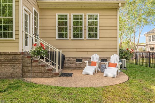 107 Colonial WAY, Carrollton, VA 23314