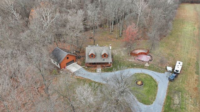 7071 State Road 8, Butler, IN 46721