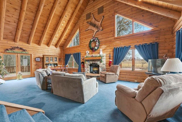 7071 State Road 8, Butler, IN 46721