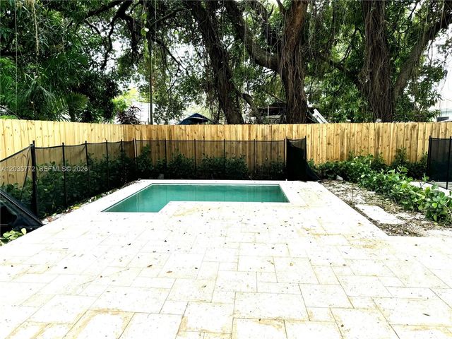 5728 NW 5th Ct TH-2, Miami, FL 33127