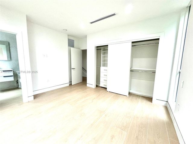 5728 NW 5th Ct TH-2, Miami, FL 33127
