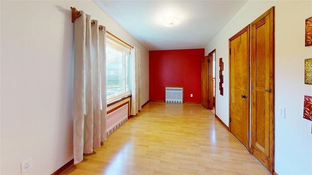 1013 W GORE Road, Erie, PA 16509