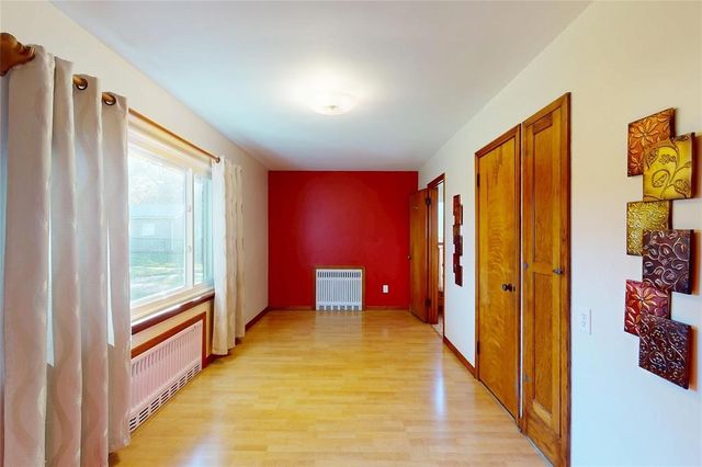 1013 W GORE Road, Erie, PA 16509