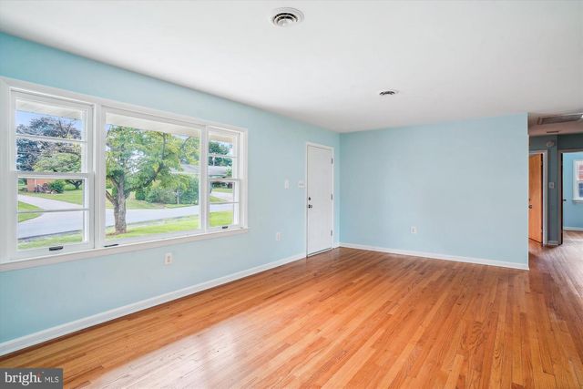 11910 HAVEN HILL DR, Smithsburg, MD 21783