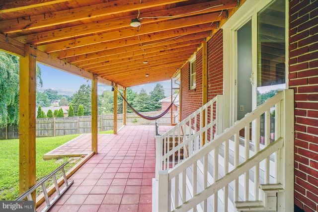 11910 HAVEN HILL DR, Smithsburg, MD 21783