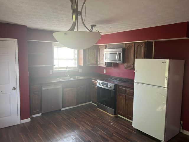 3244 KY-39, Crab Orchard, KY 40419