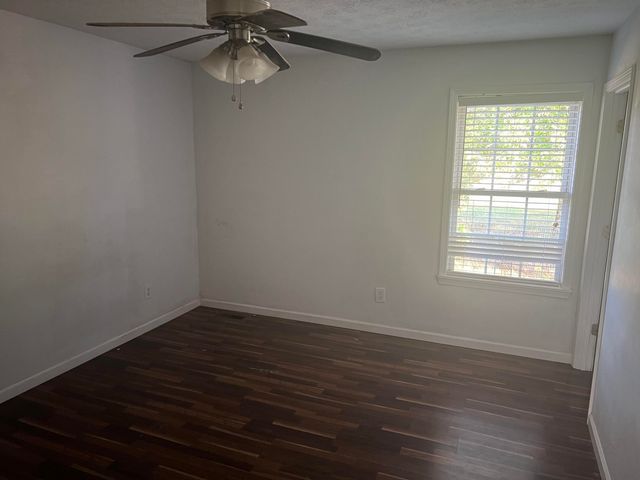 3244 KY-39, Crab Orchard, KY 40419