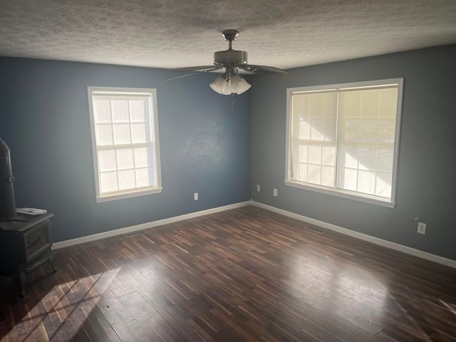 3244 KY-39, Crab Orchard, KY 40419