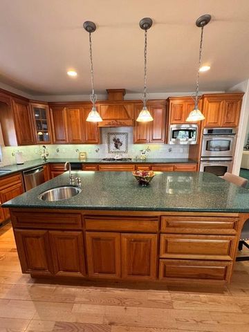 27645 E Inspiration E. Dr, Pioneer, CA 95666