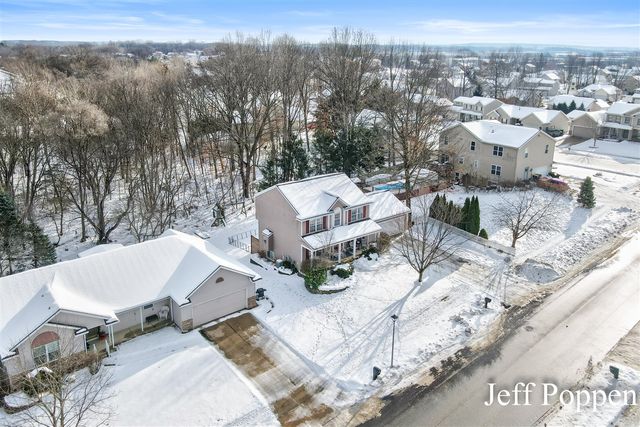 5382 Pinnacle Drive, Wyoming, MI 49519