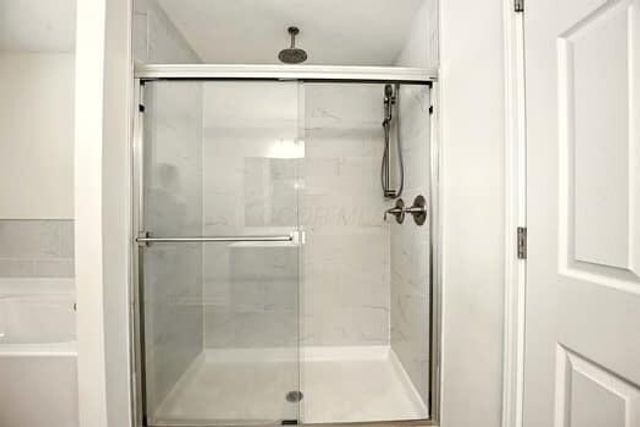 3884 Chickasaw Drive, Grove City, OH 43123