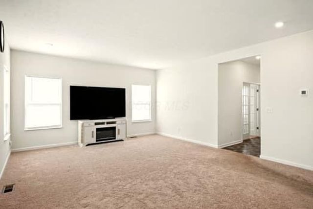 3884 Chickasaw Drive, Grove City, OH 43123