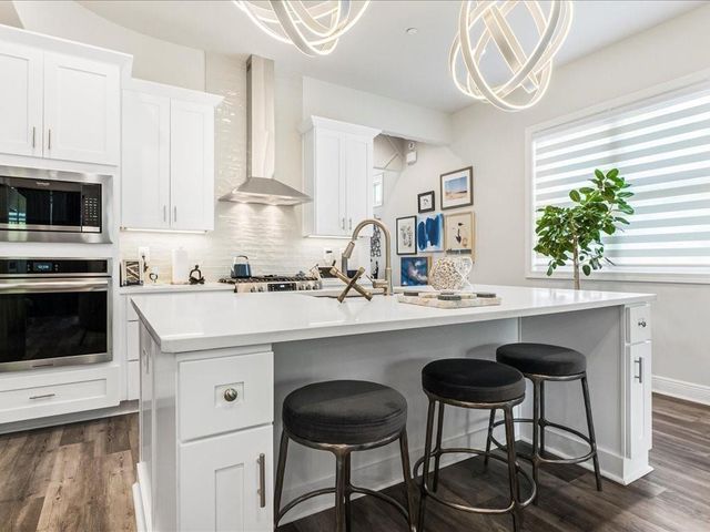 120 Via Roma, Woodstock, GA 30188