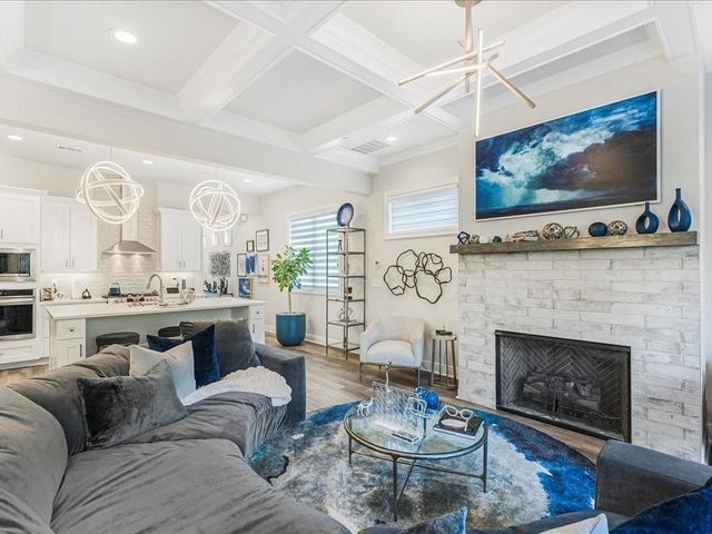120 Via Roma, Woodstock, GA 30188