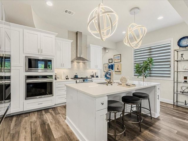 120 Via Roma, Woodstock, GA 30188