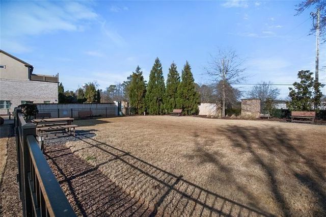 120 Via Roma, Woodstock, GA 30188