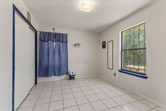 114 Iroquois, San Antonio, TX 78211