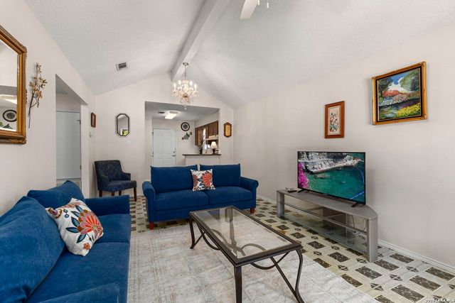 114 Iroquois, San Antonio, TX 78211