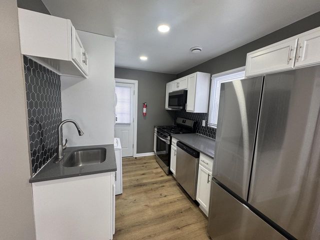 2048 Indiana STREET, Racine, WI 53405