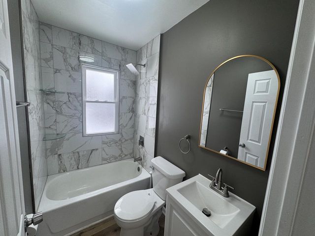 2048 Indiana STREET, Racine, WI 53405