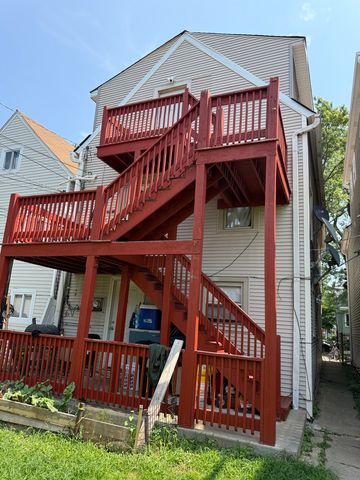 3120 N Saint LOUIS Avenue, Chicago, IL 60618
