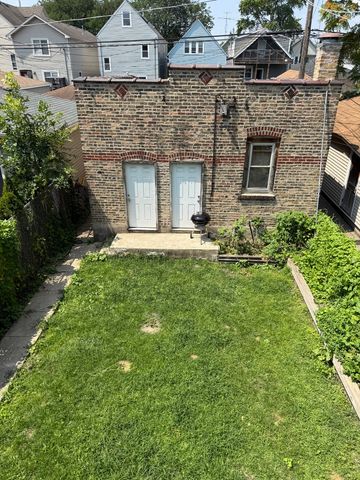 3120 N Saint LOUIS Avenue, Chicago, IL 60618