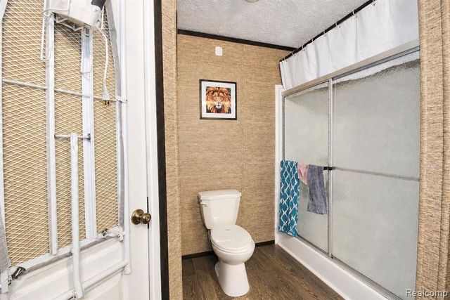 24445 Edwin Drive, Flat Rock, MI 48134