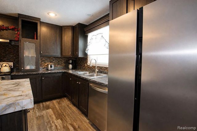 24445 Edwin Drive, Flat Rock, MI 48134