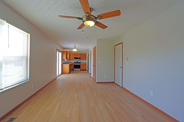 4897 Nieles Edge Drive, Columbus, OH 43232