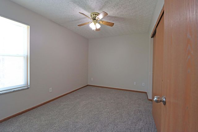 4897 Nieles Edge Drive, Columbus, OH 43232