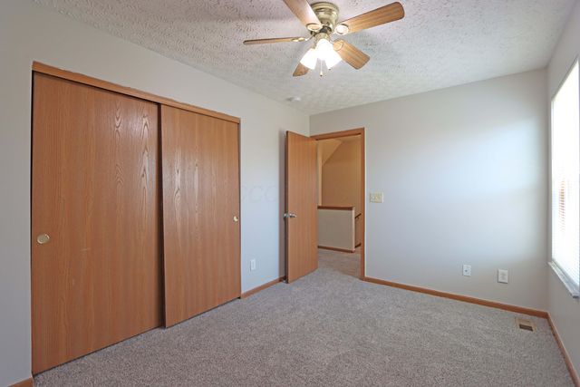 4897 Nieles Edge Drive, Columbus, OH 43232