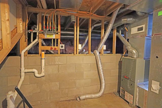 4897 Nieles Edge Drive, Columbus, OH 43232