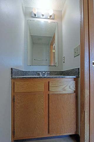 4897 Nieles Edge Drive, Columbus, OH 43232