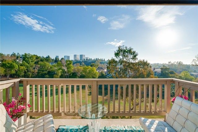 67 Sea Island Drive, Newport Beach, CA 92660