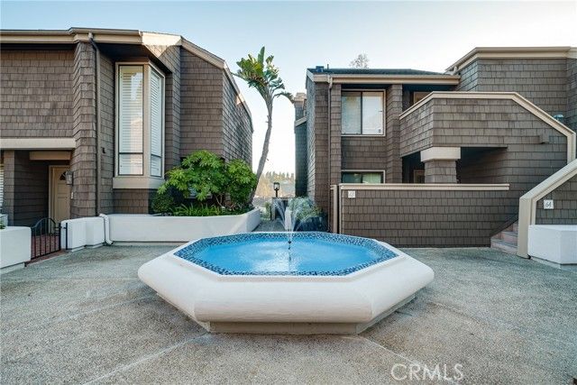 67 Sea Island Drive, Newport Beach, CA 92660