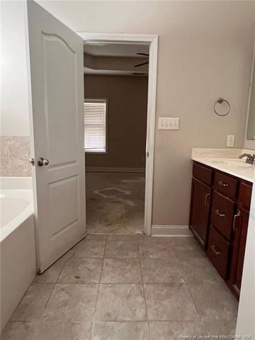 286 Sedgefield Dr Drive, Raeford, NC 28376