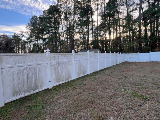 286 Sedgefield Dr Drive, Raeford, NC 28376