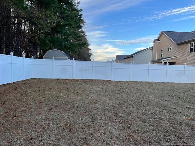 286 Sedgefield Dr Drive, Raeford, NC 28376