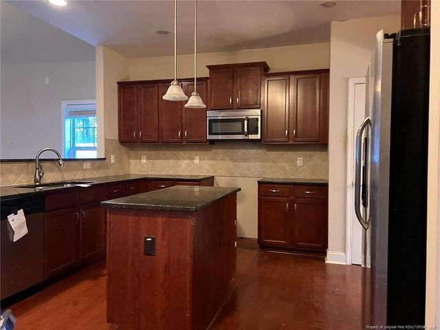 286 Sedgefield Dr Drive, Raeford, NC 28376