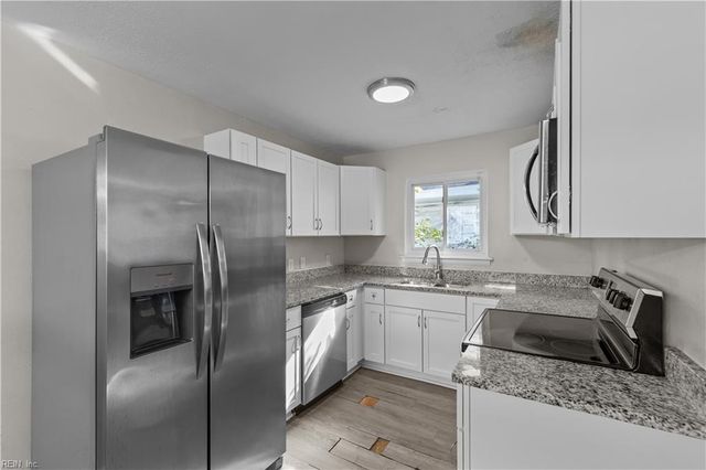 710 Back River RD N, Hampton, VA 23669