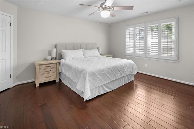 1321 Hamill LN, Chesapeake, VA 23320