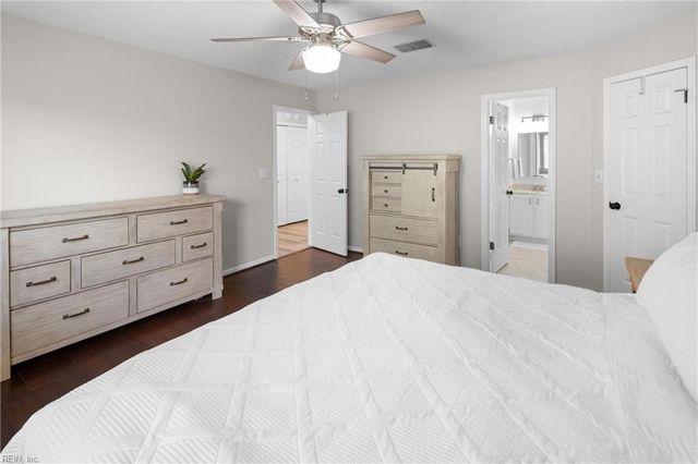 1321 Hamill LN, Chesapeake, VA 23320