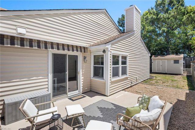 1321 Hamill LN, Chesapeake, VA 23320