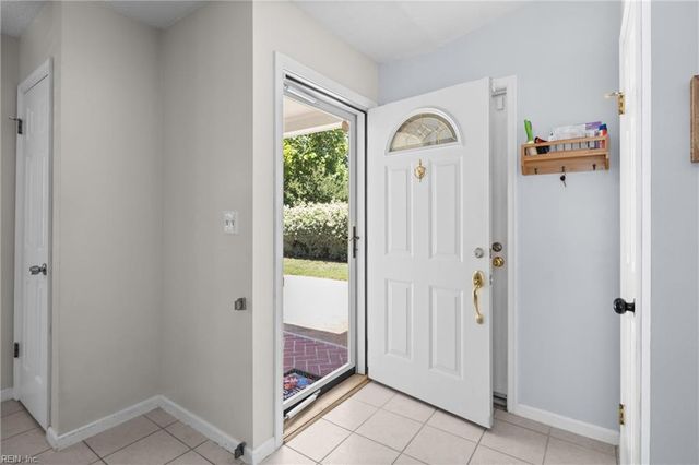 1321 Hamill LN, Chesapeake, VA 23320